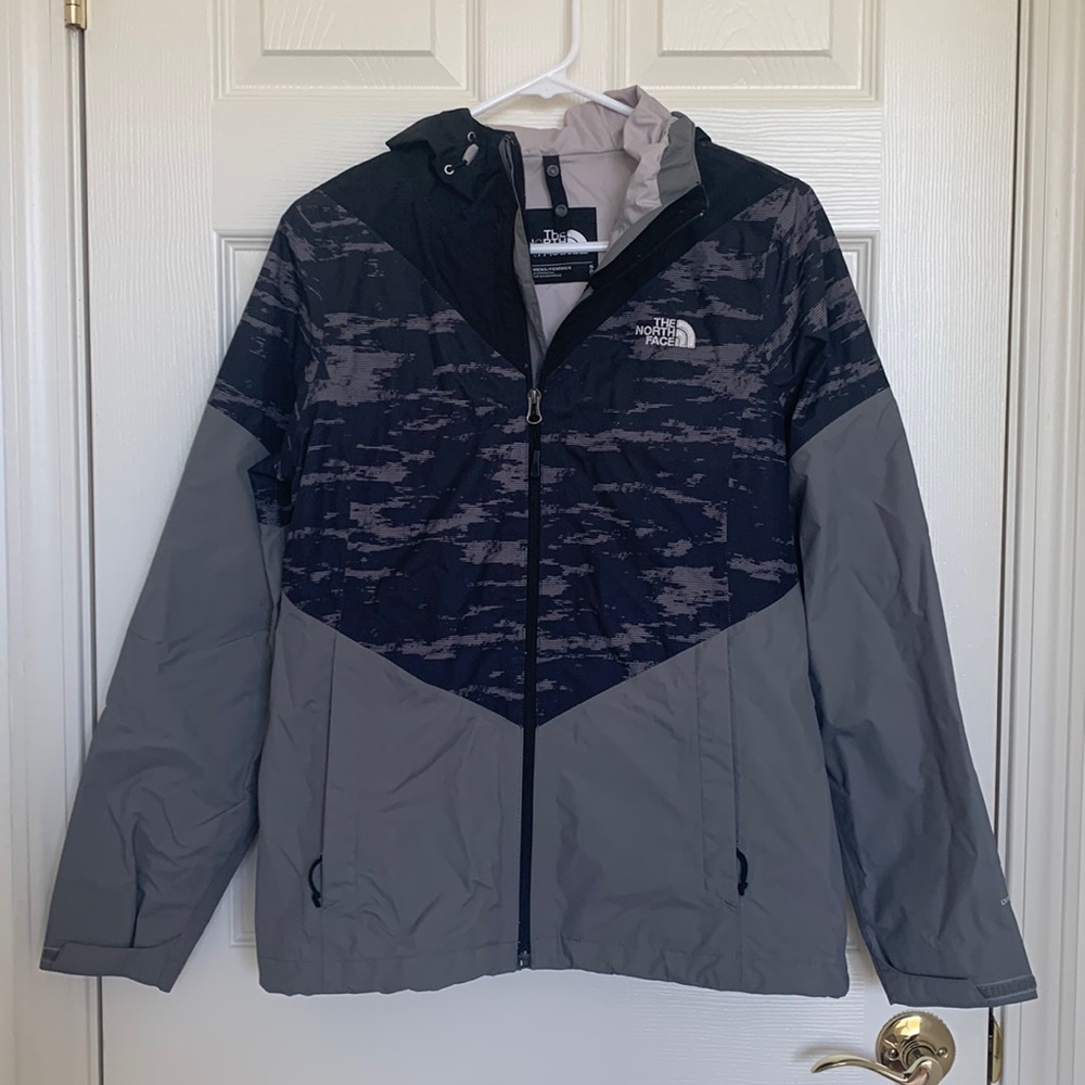 Women’s Northface Waterproof Jacket Size Small